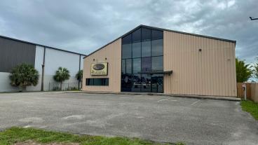 Edgewater & Fairbanks Office / Warehouse